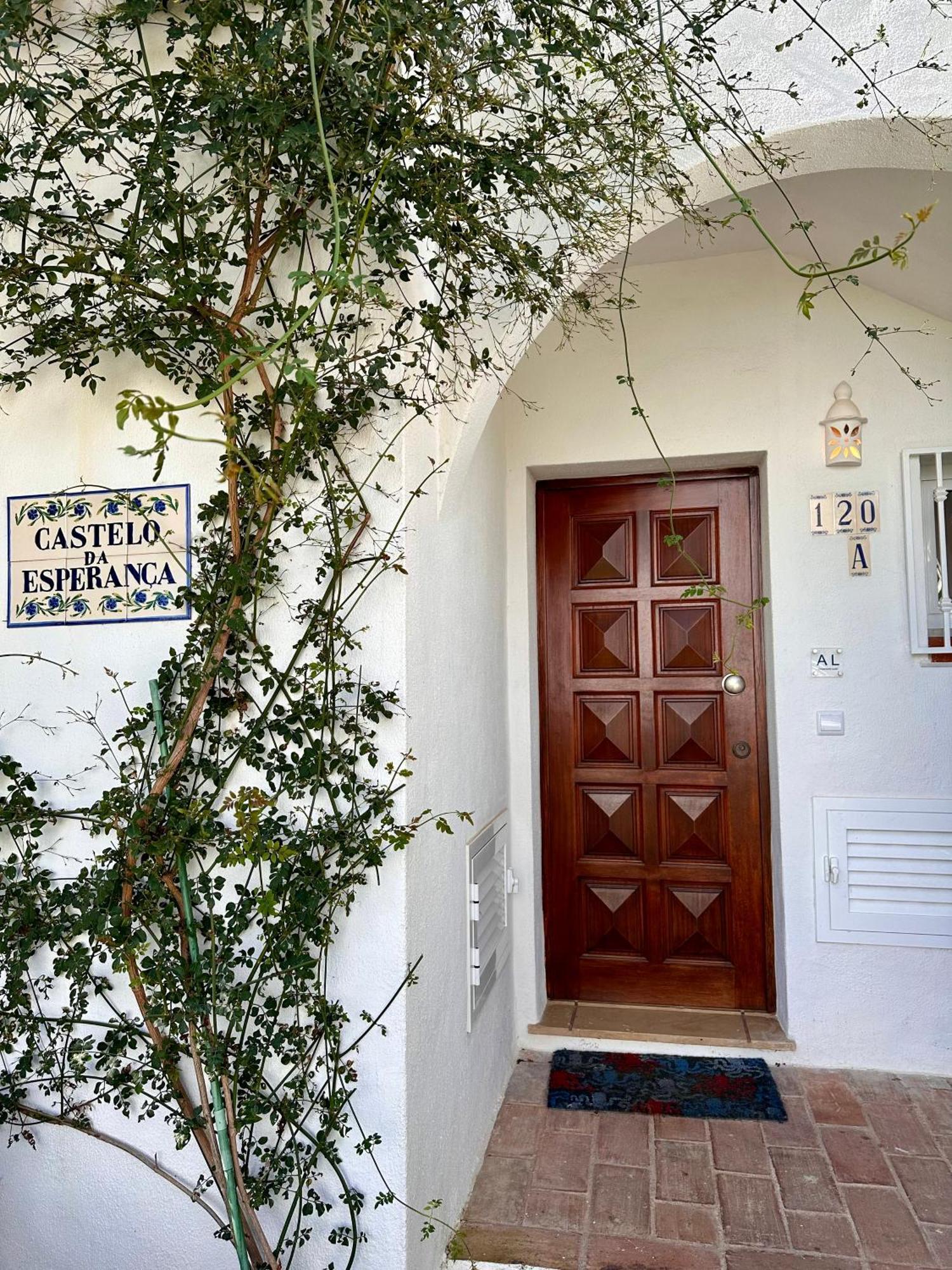 Castelo Da Esperanca Na Vila Sra Da Rocha Porches  Zewnętrze zdjęcie