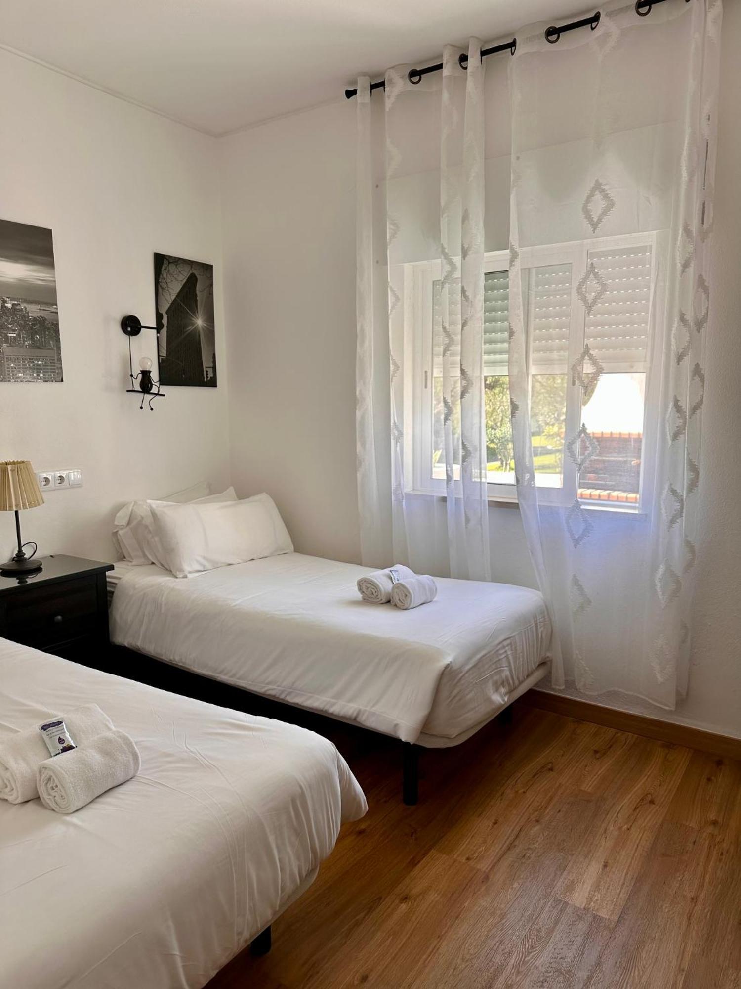 Castelo Da Esperanca Na Vila Sra Da Rocha Porches  Zewnętrze zdjęcie